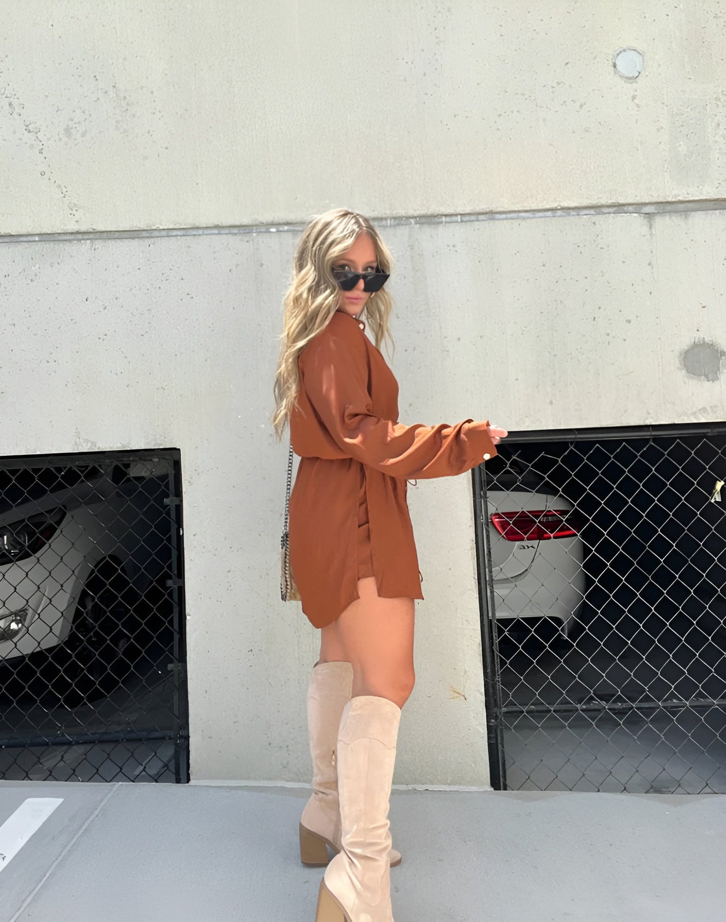 Élise | Combinaison-robe satinée tendance