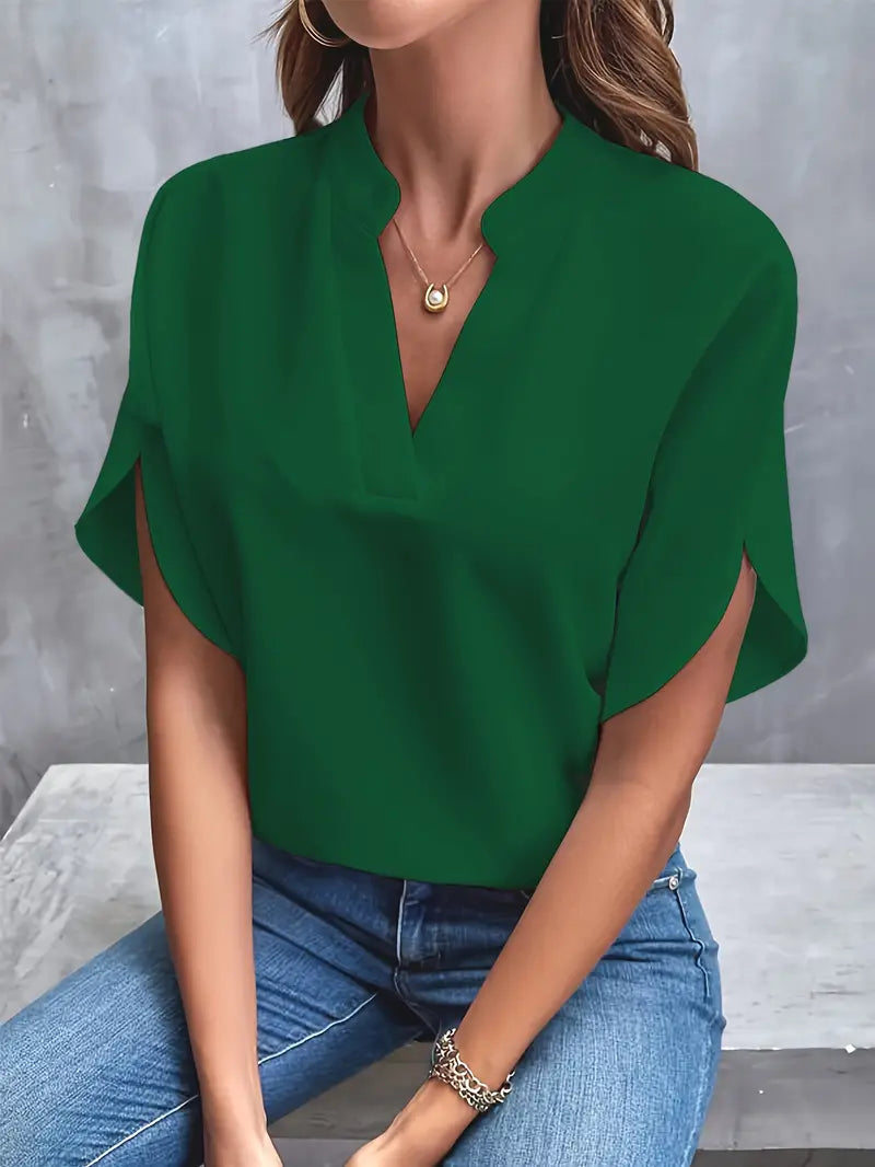 Nelly | Blouse légère et élégante à col en V