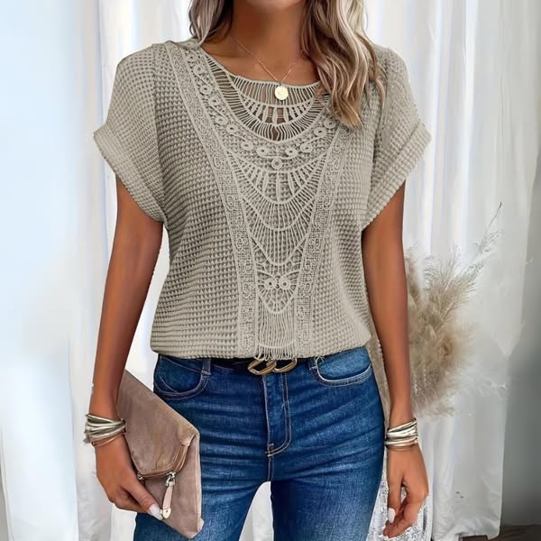 Nadège | Chic Lace Top