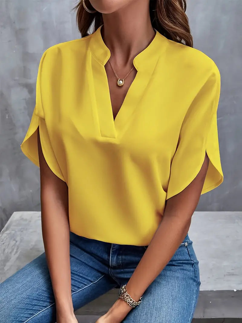 Nelly | Blouse légère et élégante à col en V