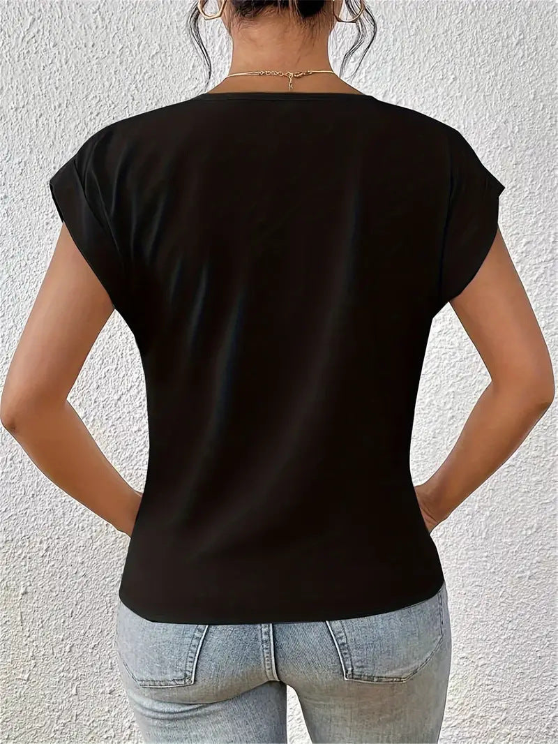 Saphira | T-shirt fluide à décolleté en V raffiné