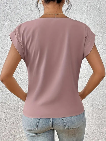 Saphira | T-shirt fluide à décolleté en V raffiné
